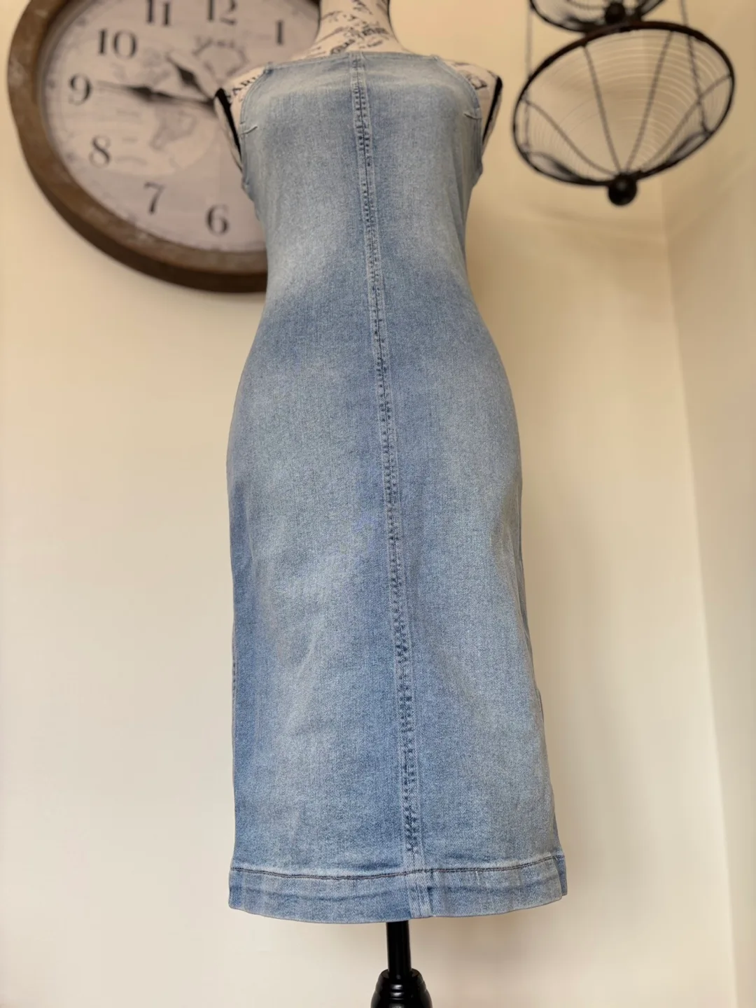 Brand new with tags Anthropologie Esme Denim Apron Dress image indicator(7)