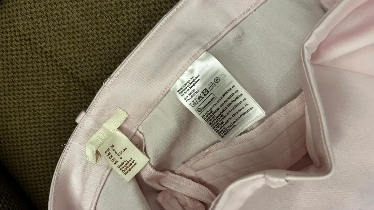 H&M Morris & Co. Plain & patterned pants - size 4 image indicator(8)