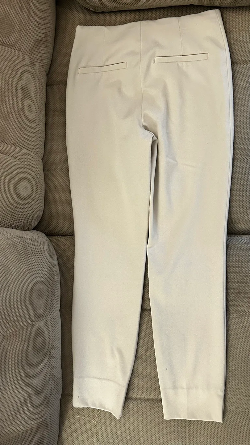 H&M Morris & Co. Plain & patterned pants - size 4 image indicator(7)