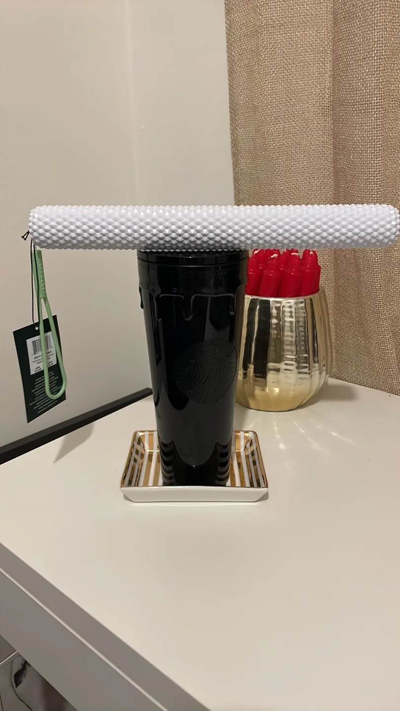 Starbucks Reusable Straw Set -  Black Cold Cup + Cleaning Kit image indicator(7)