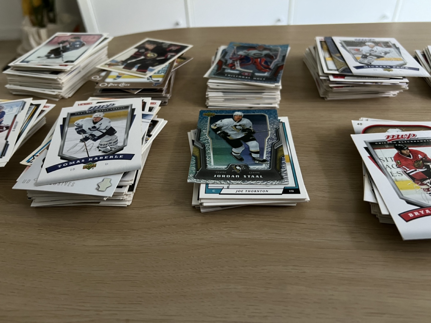 Huge Lot of Hockey Cards - photo 2