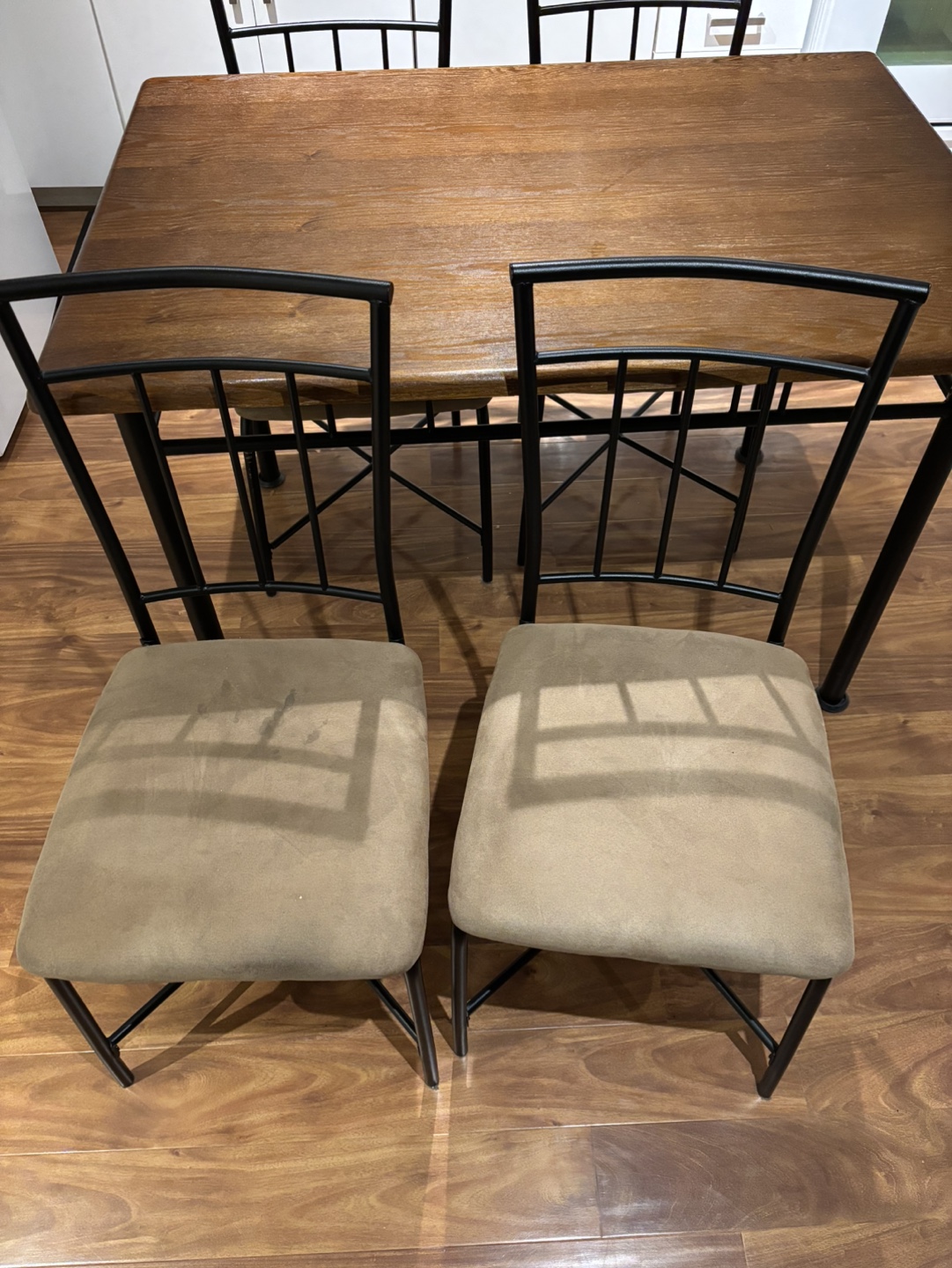 Dining Table Set - 4 Chairs - photo 2