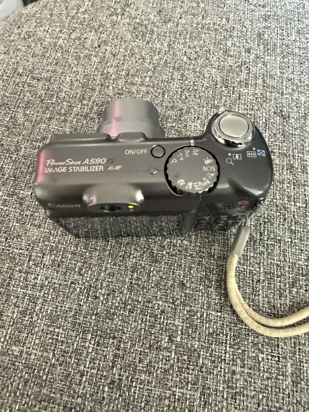 Canon PowerShot A590 IS Digital Camera - photo 2