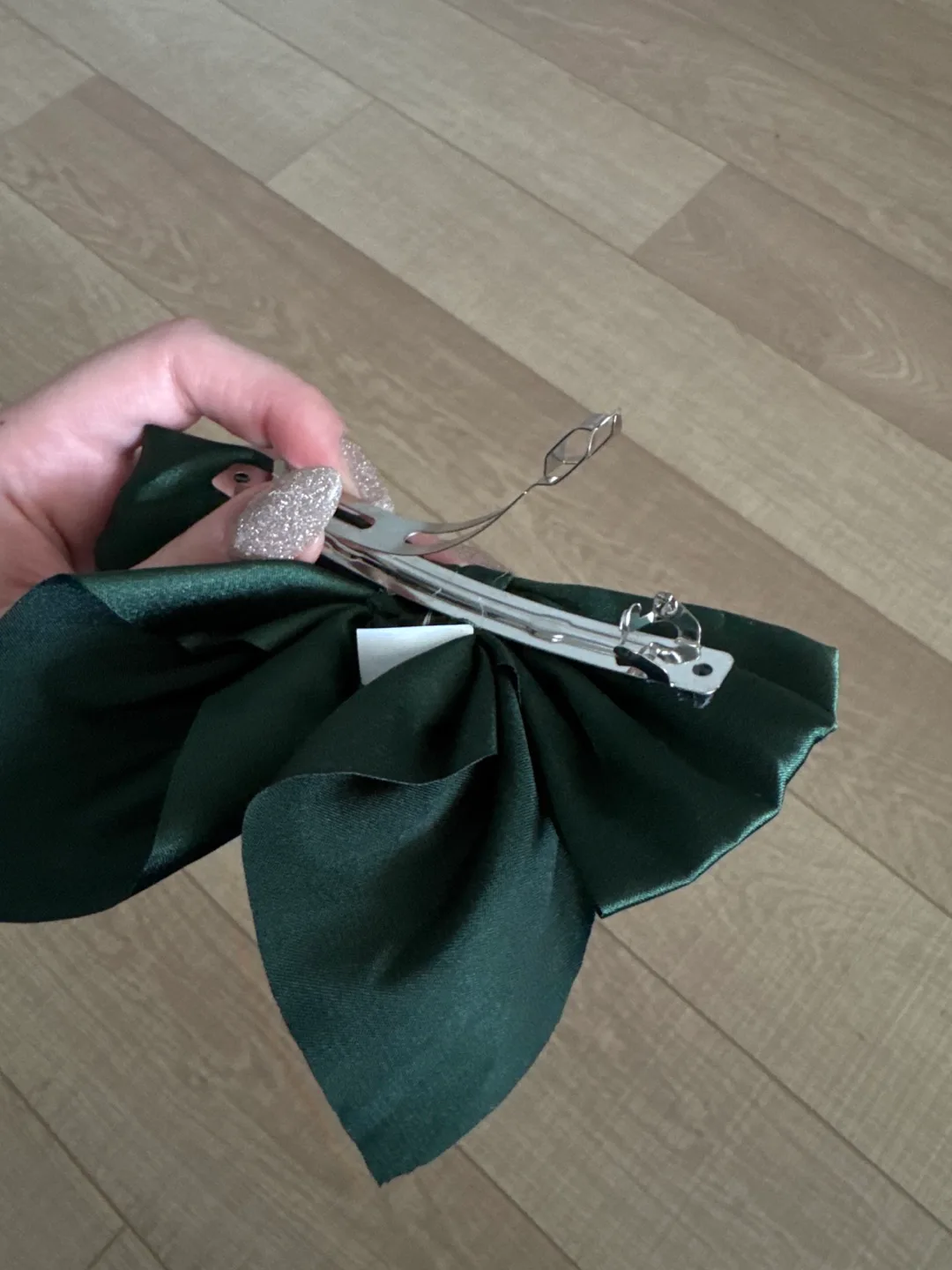 Dark Green Satin Bow Hair Clip image indicator(4)