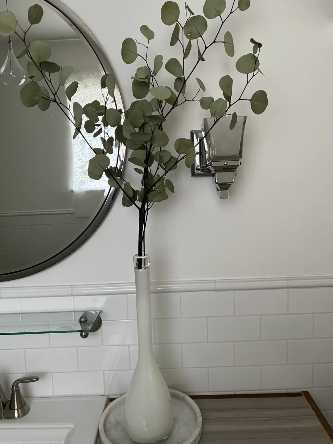 Elegant White Glass Vase Only 🧡 image indicator(3)