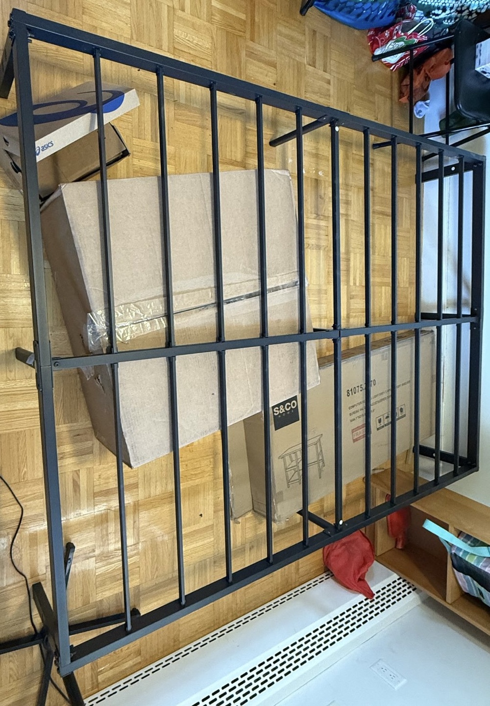 Queen metal Bed Frame, Heavy Duty, No Box Spring Needed - photo 4