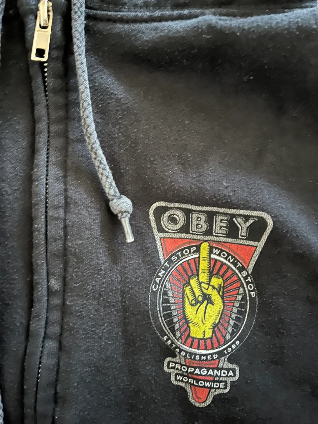 Obey Zip-Up Hoodie - Size Medium image indicator(2)
