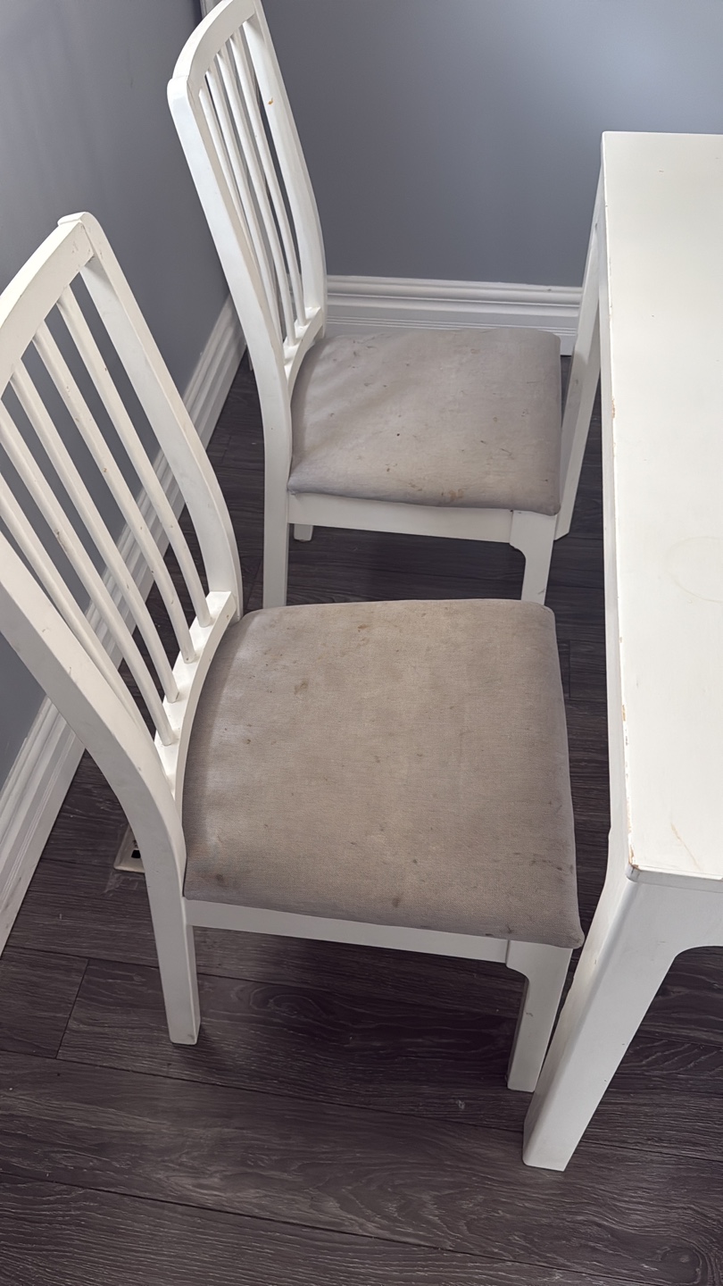 White Table and Four Chairs Dining Set - photo 3