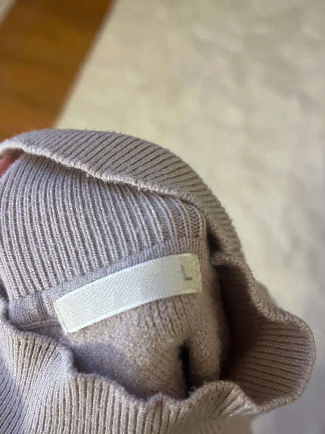 Women's mauve mock neck sweater, size L image indicator(3)