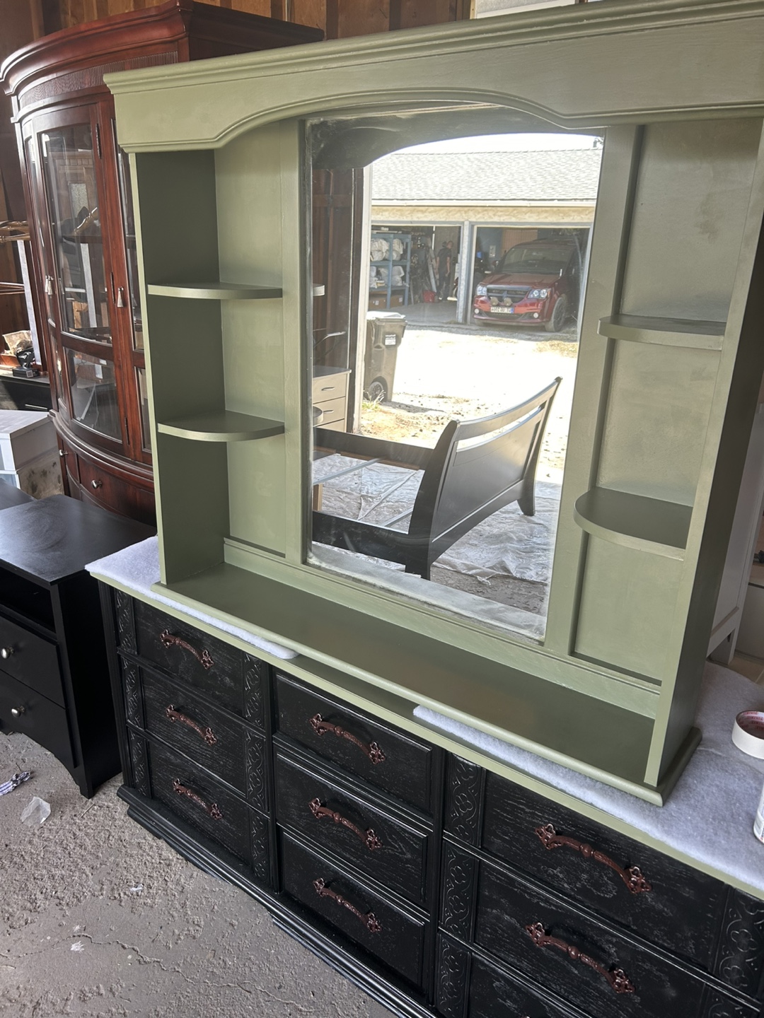 Vintage dresser with mirror - photo 5