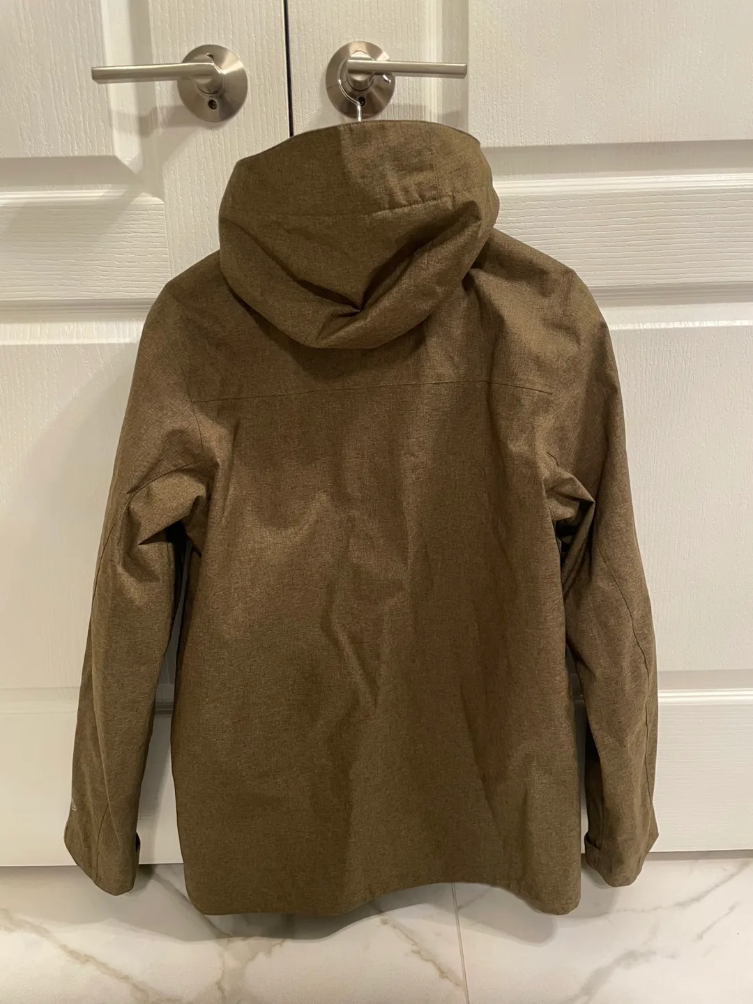 Columbia Men's Waterproof Shell Jacket image indicator(2)