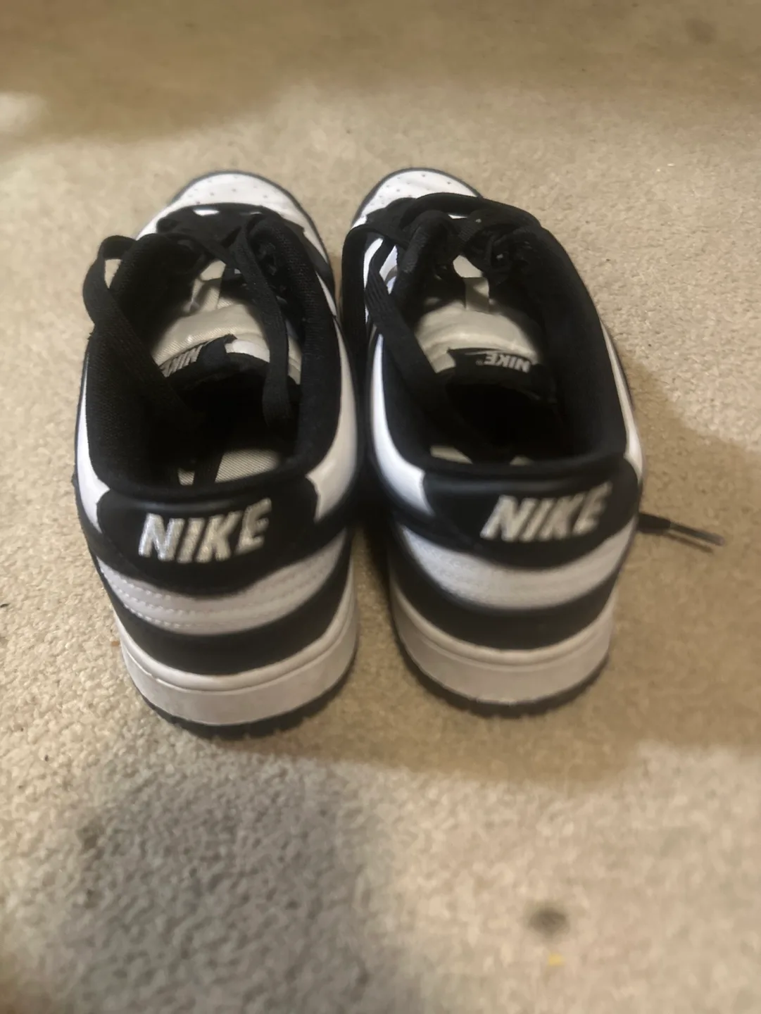 Nike Dunk Low pandas image indicator(3)