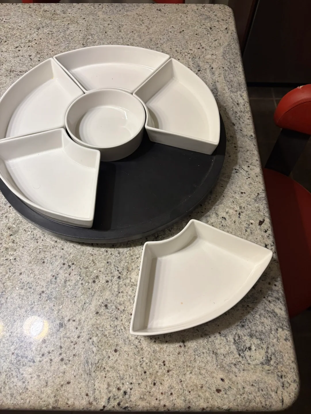 Rotating Serving Platter with Six Compartments image indicator(2)