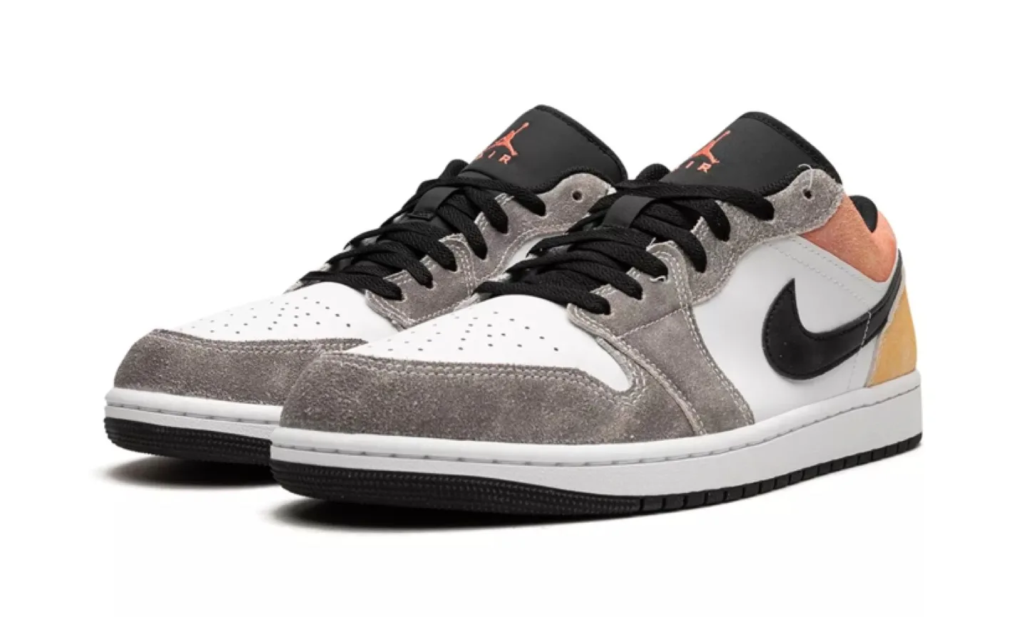 Air Jordan 1 Low SE 'Neutral Grey' image indicator(5)