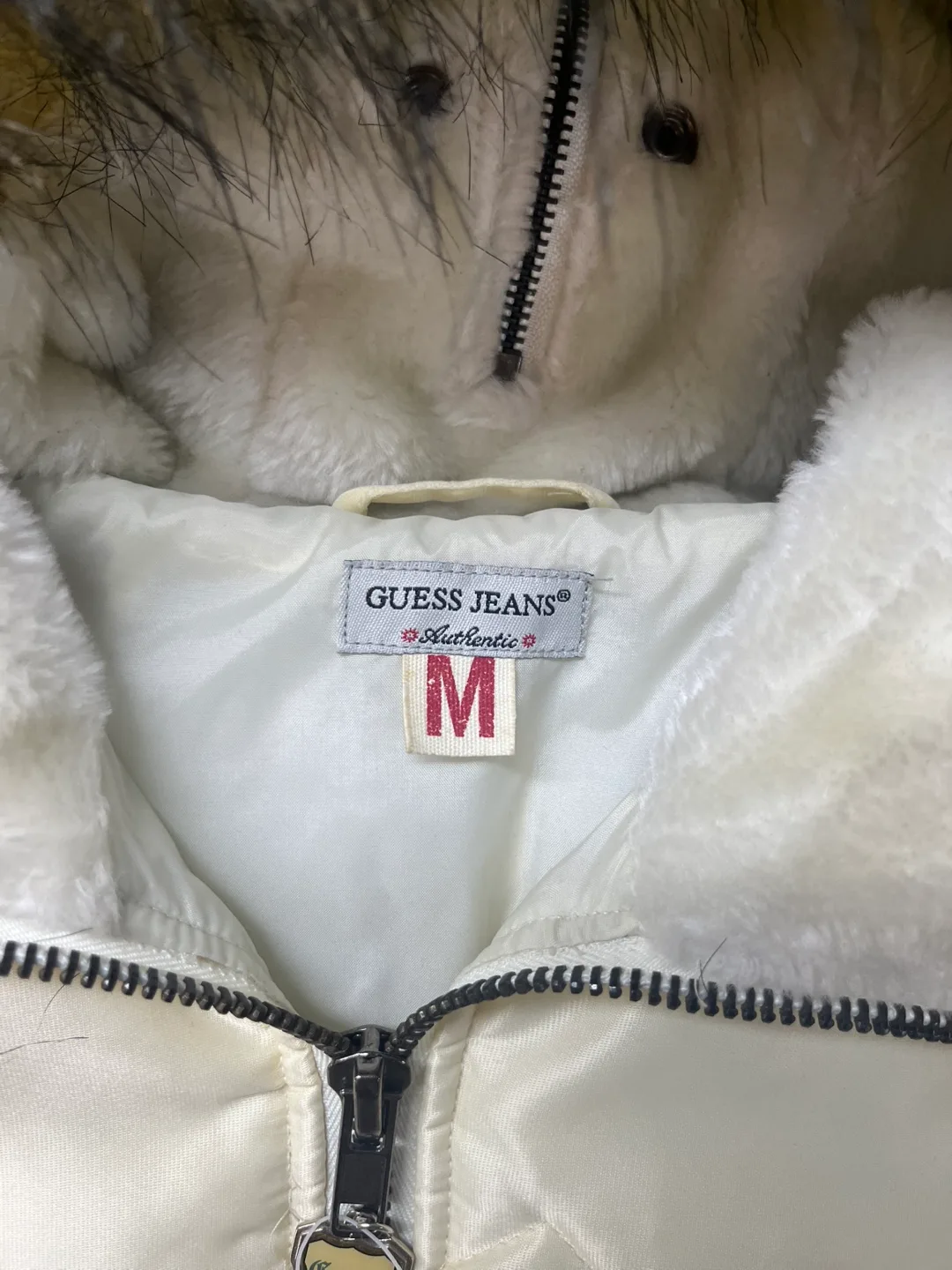 Y2K Vintage Guess Jeans Puffer Jacket image indicator(2)