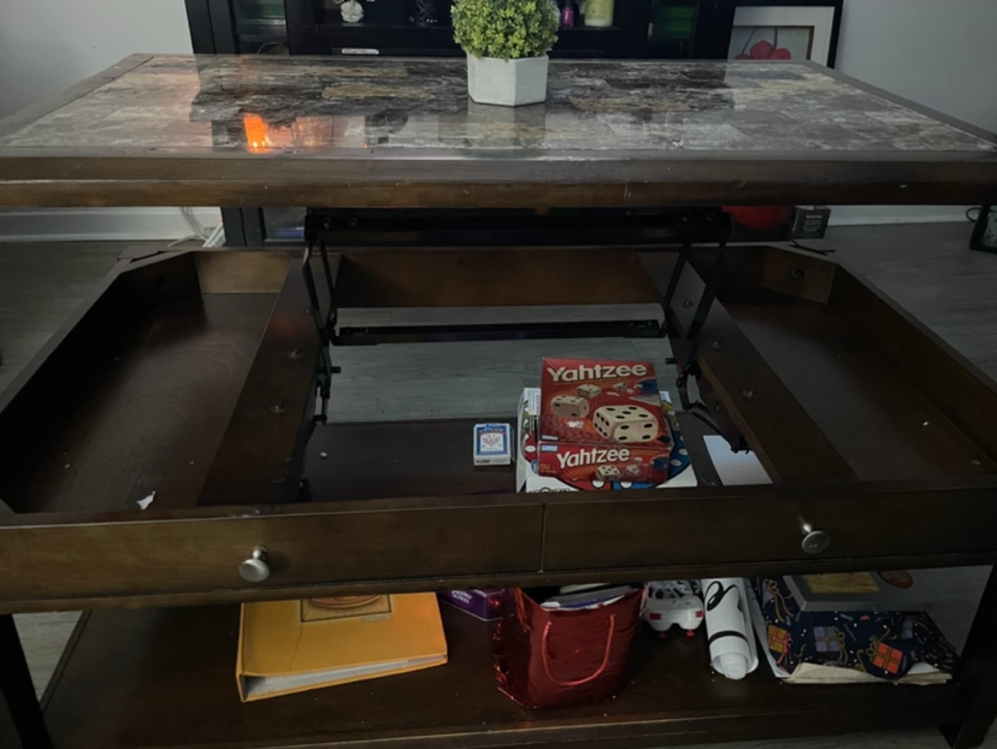 Coffee table & 2 end tables - photo 3