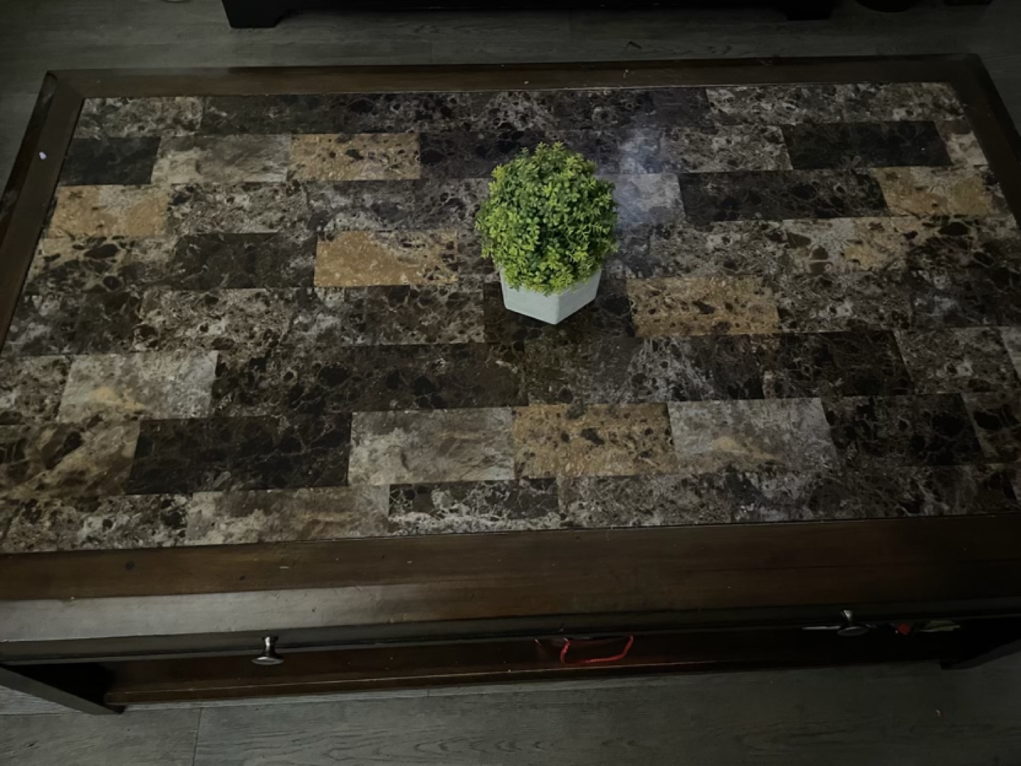 Coffee table & 2 end tables