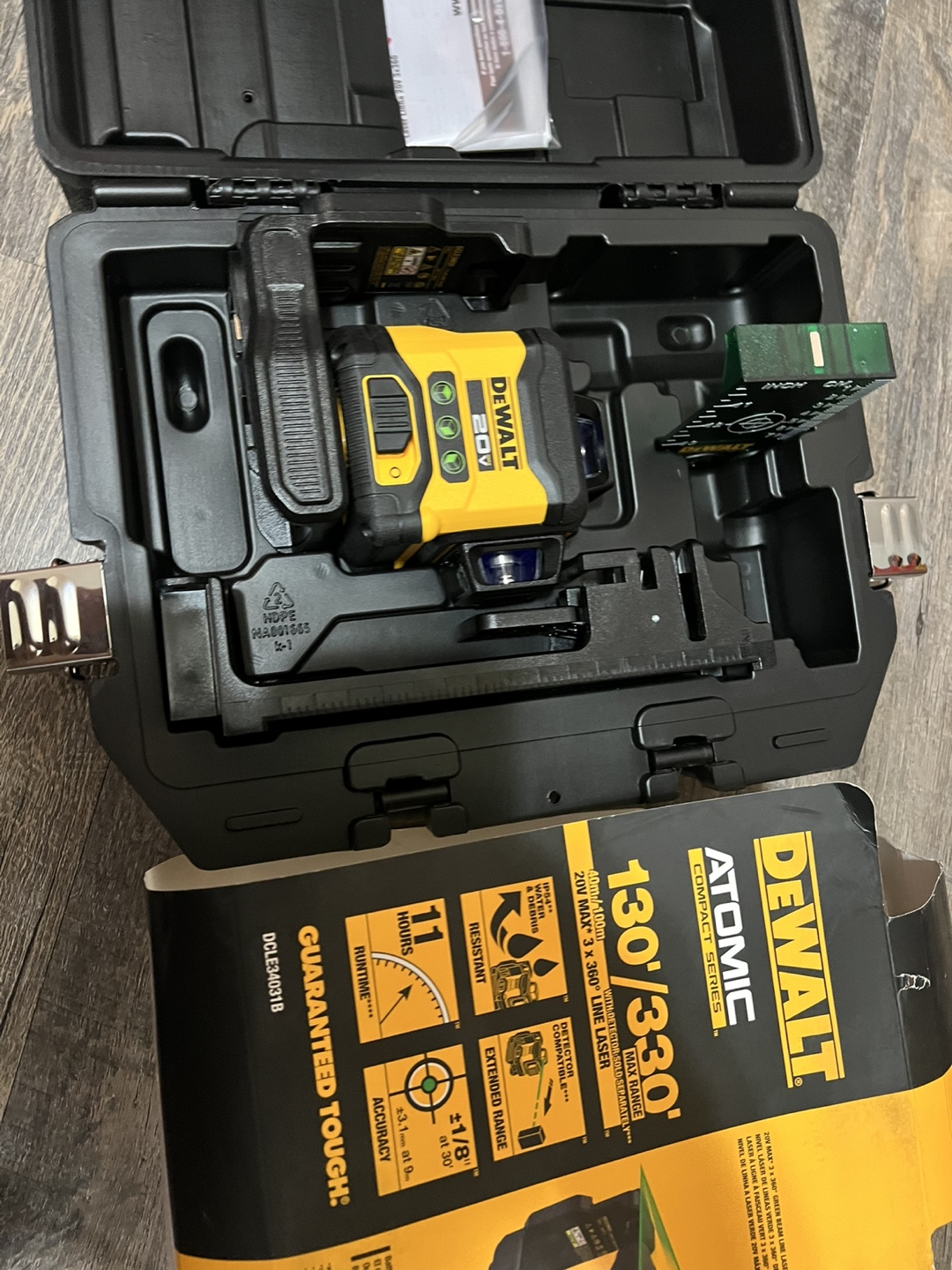 Dewalt 20V Max 3-Beam 360-Degree 3-Plane Laser Level - photo 3