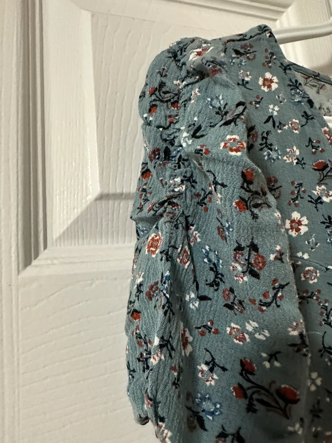 Phenomenon Blouse and H&M Divided Shorts Outfit image indicator(3)