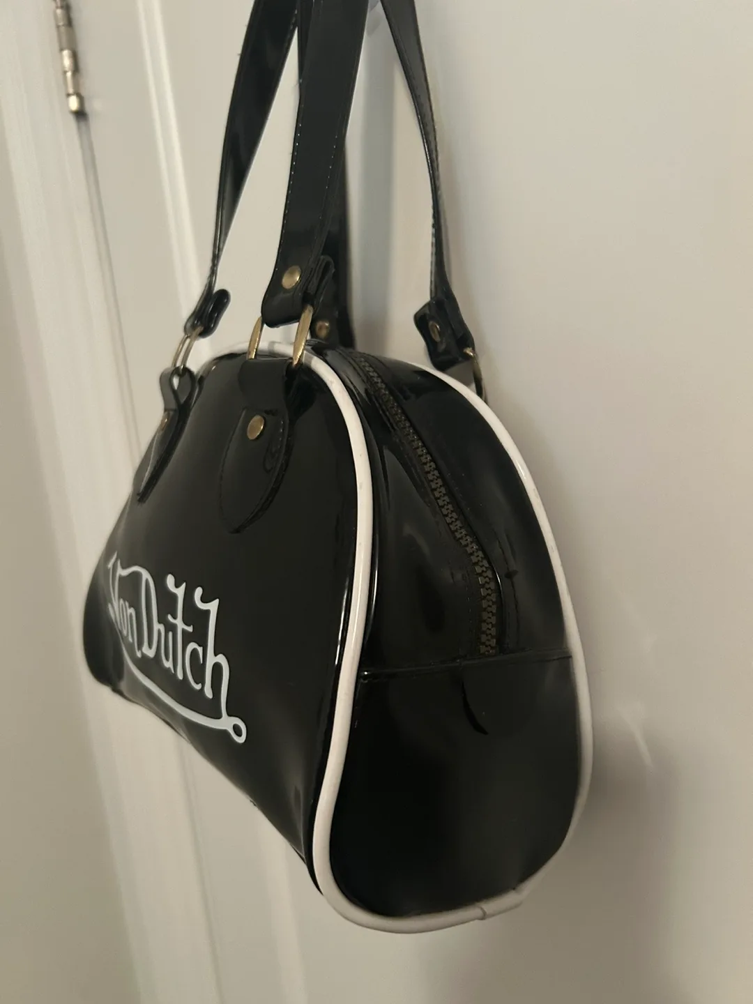 Von Dutch Originals Black Patent Leather Handbag image indicator(3)