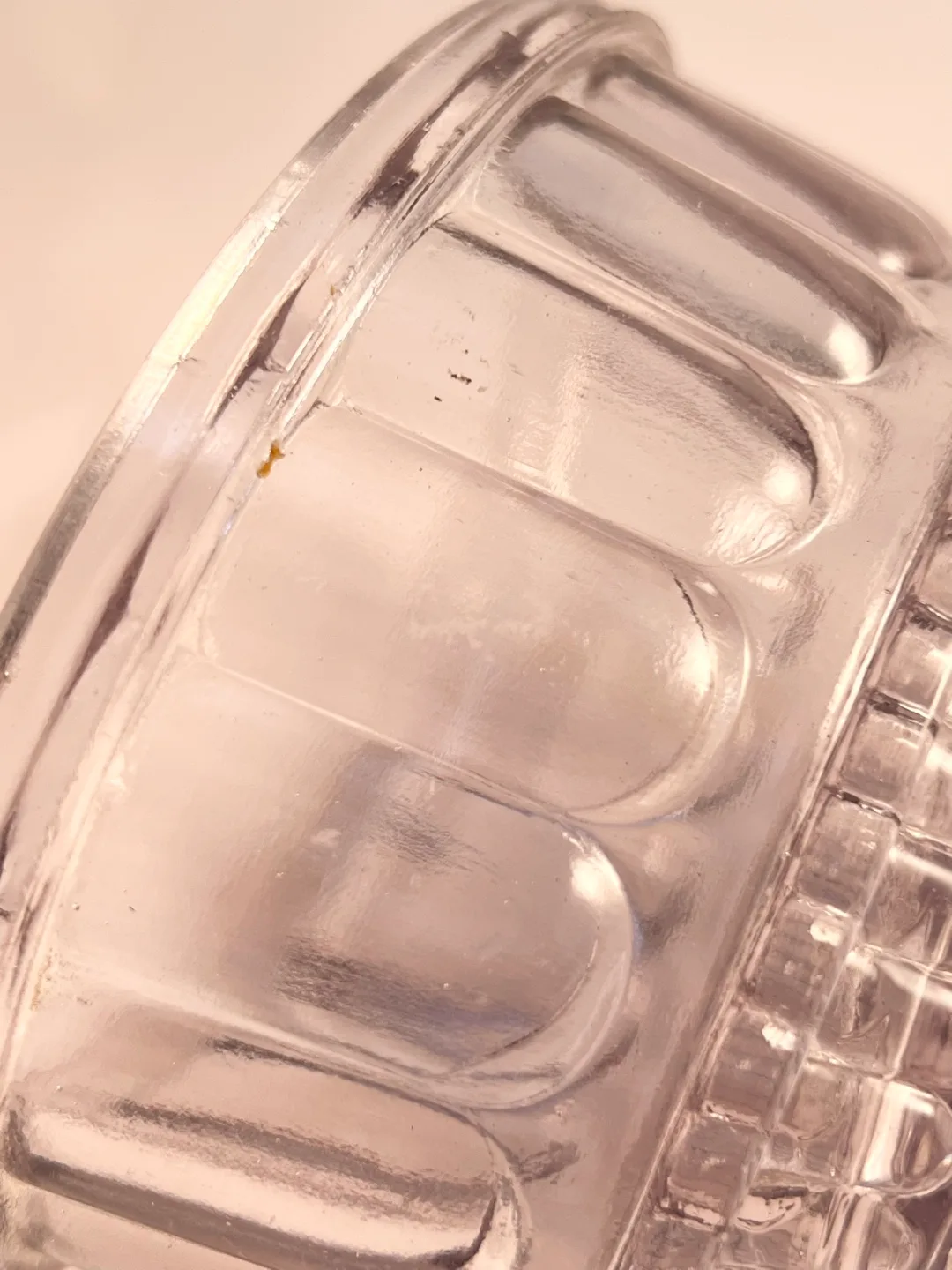 Vintage Anchor Jelly Mold uranium glass image indicator(6)