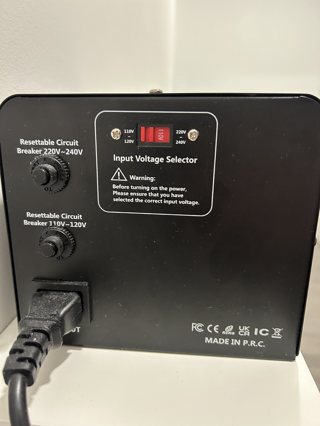 LVYUAN VTUS-2000 2000W Step-Up/Step-Down Voltage Transformer - photo 3