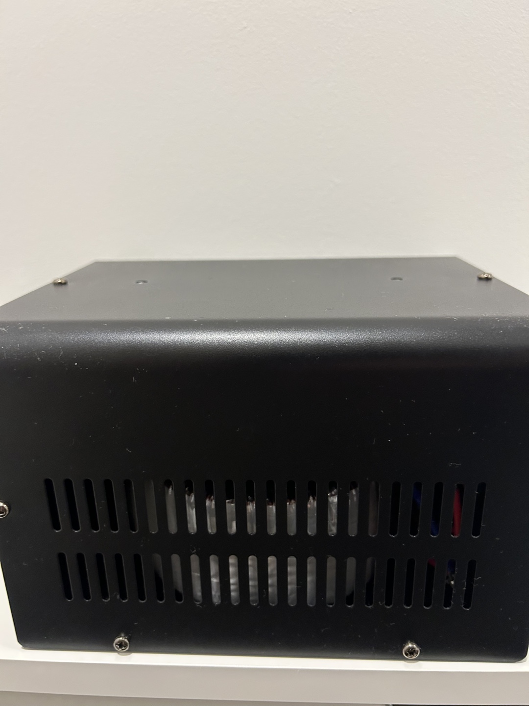 LVYUAN VTUS-2000 2000W Step-Up/Step-Down Voltage Transformer - photo 4