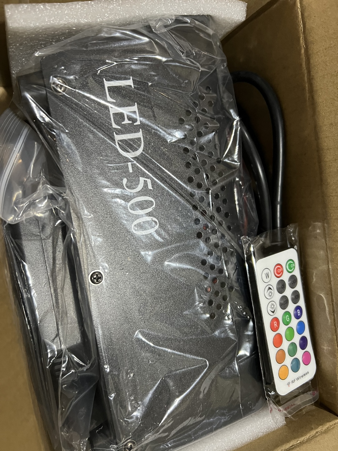 500W LED Fog Machine with Remote - photo 2