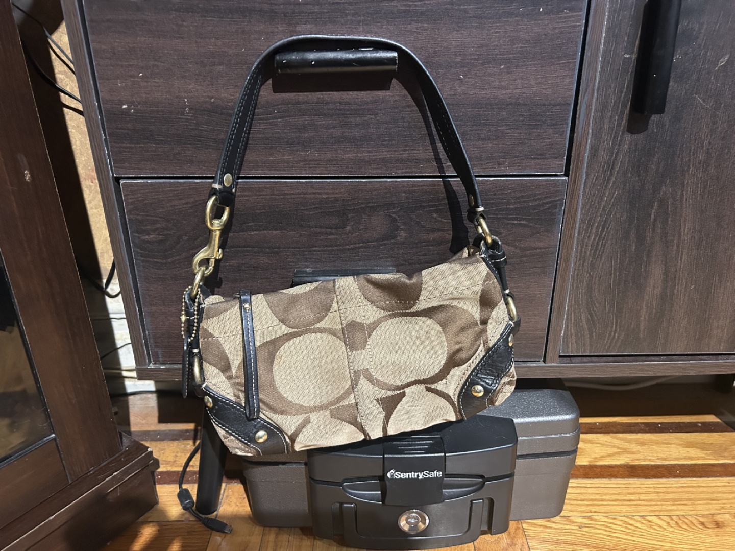 Coach Signature C Brown Beige Shoulder Bag