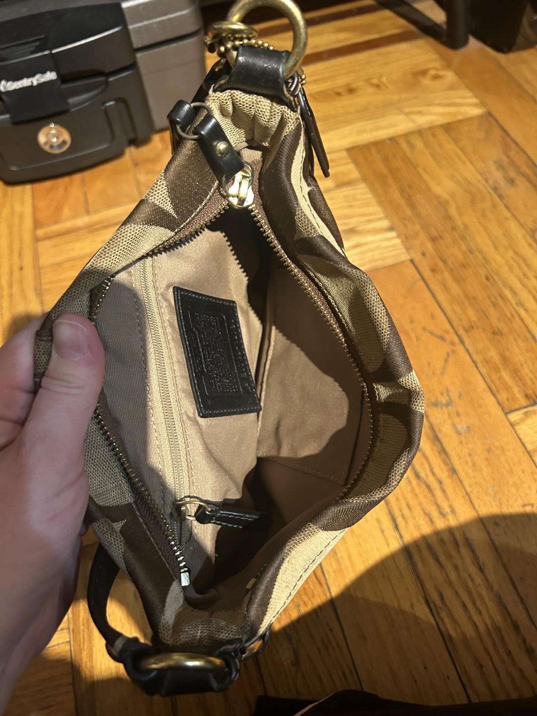 Coach Signature C Brown Beige Shoulder Bag - photo 3