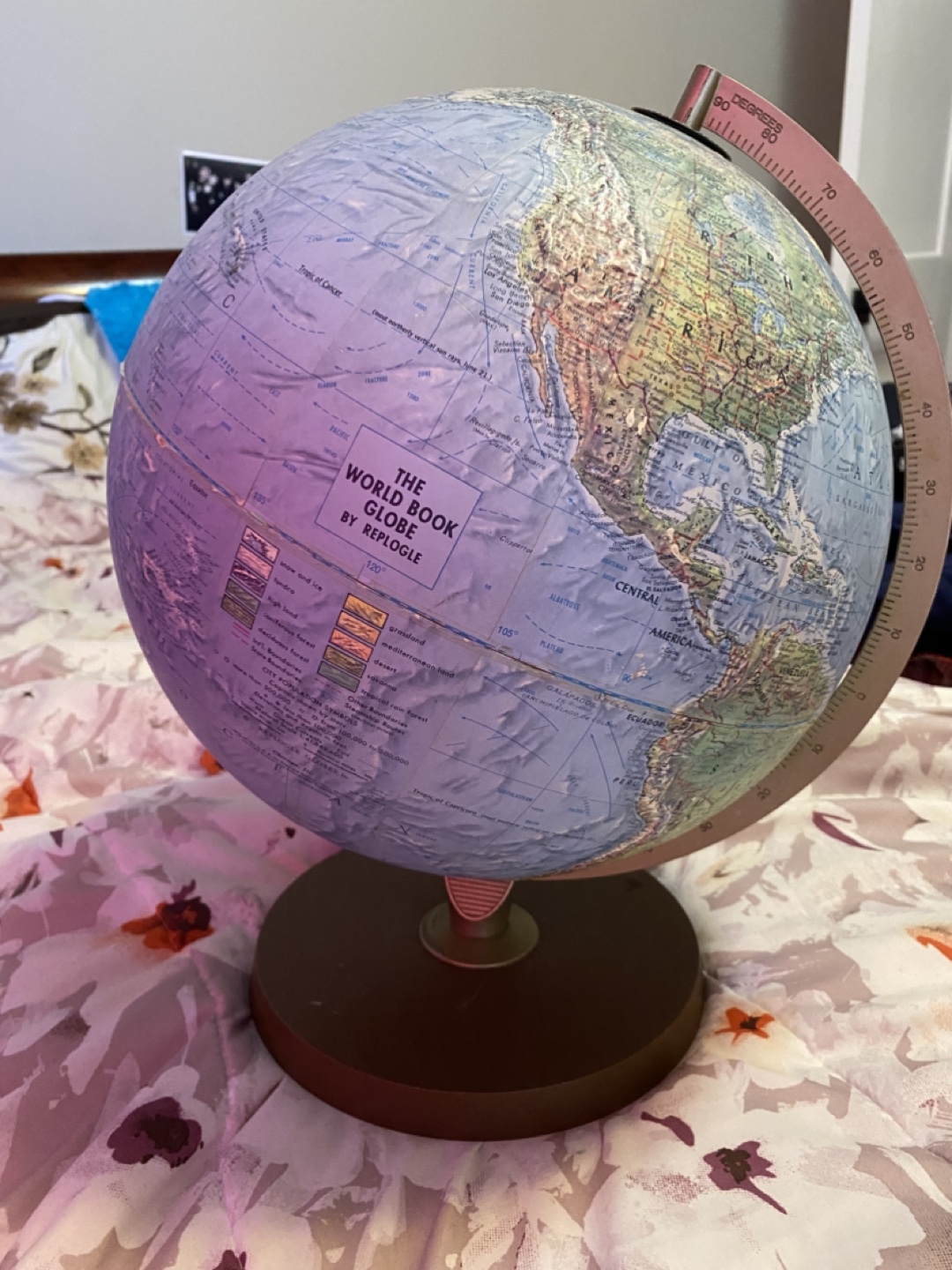 Vintage Replogle World Earth Globe