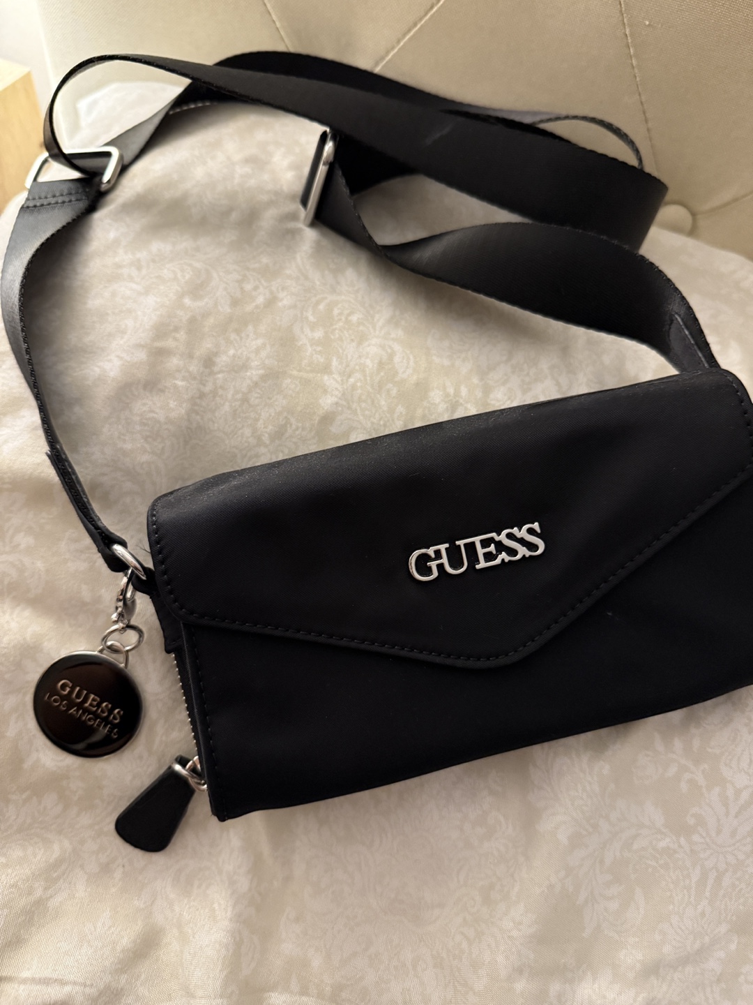 Guess Black Crossbody - photo 2