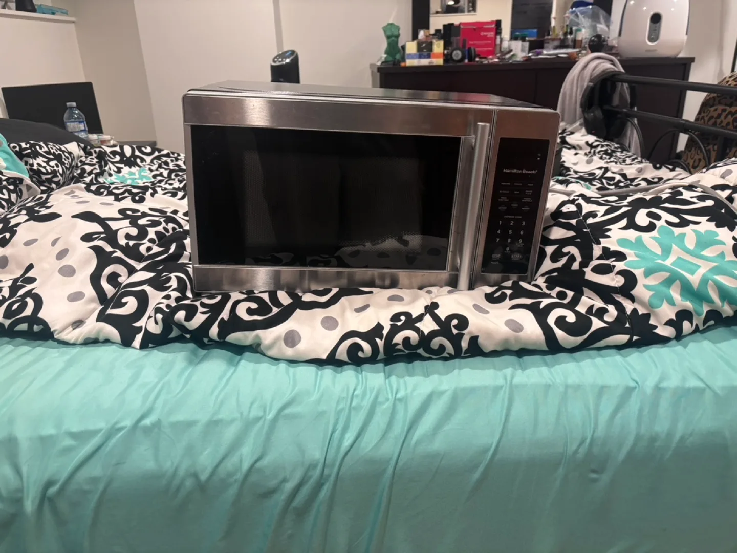 Hamilton Beach Microwave - Stainless Steel image indicator(2)