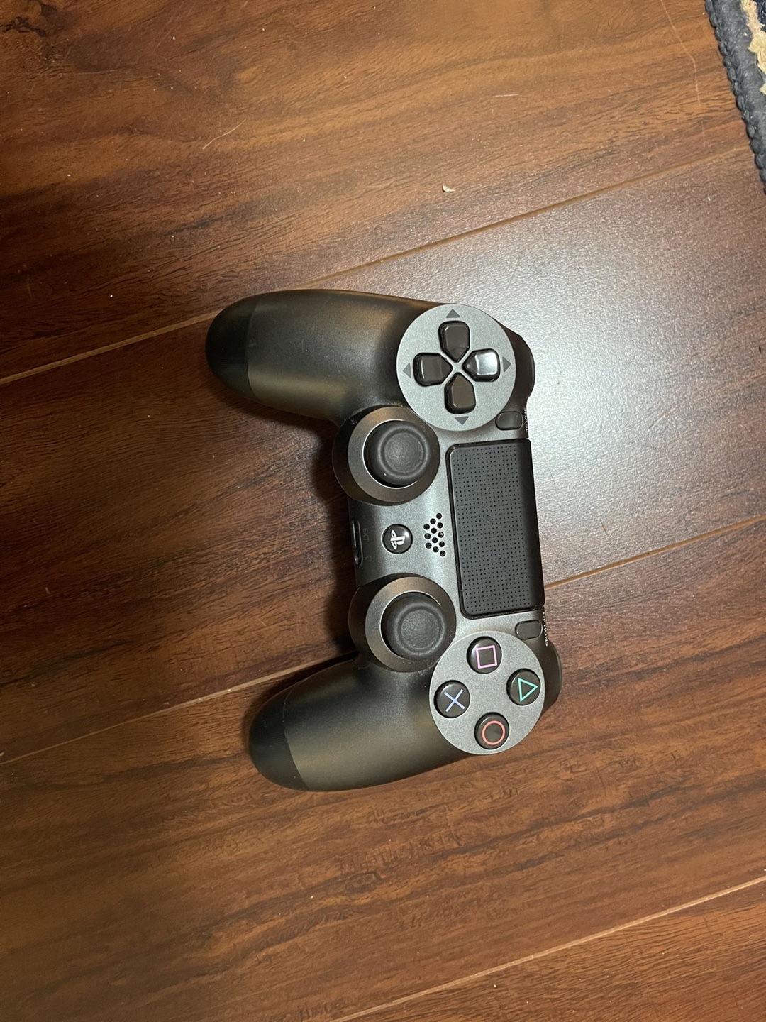 PlayStation 4 Slim (1TB) - PS4 with GTA 5 (CD) - photo 3