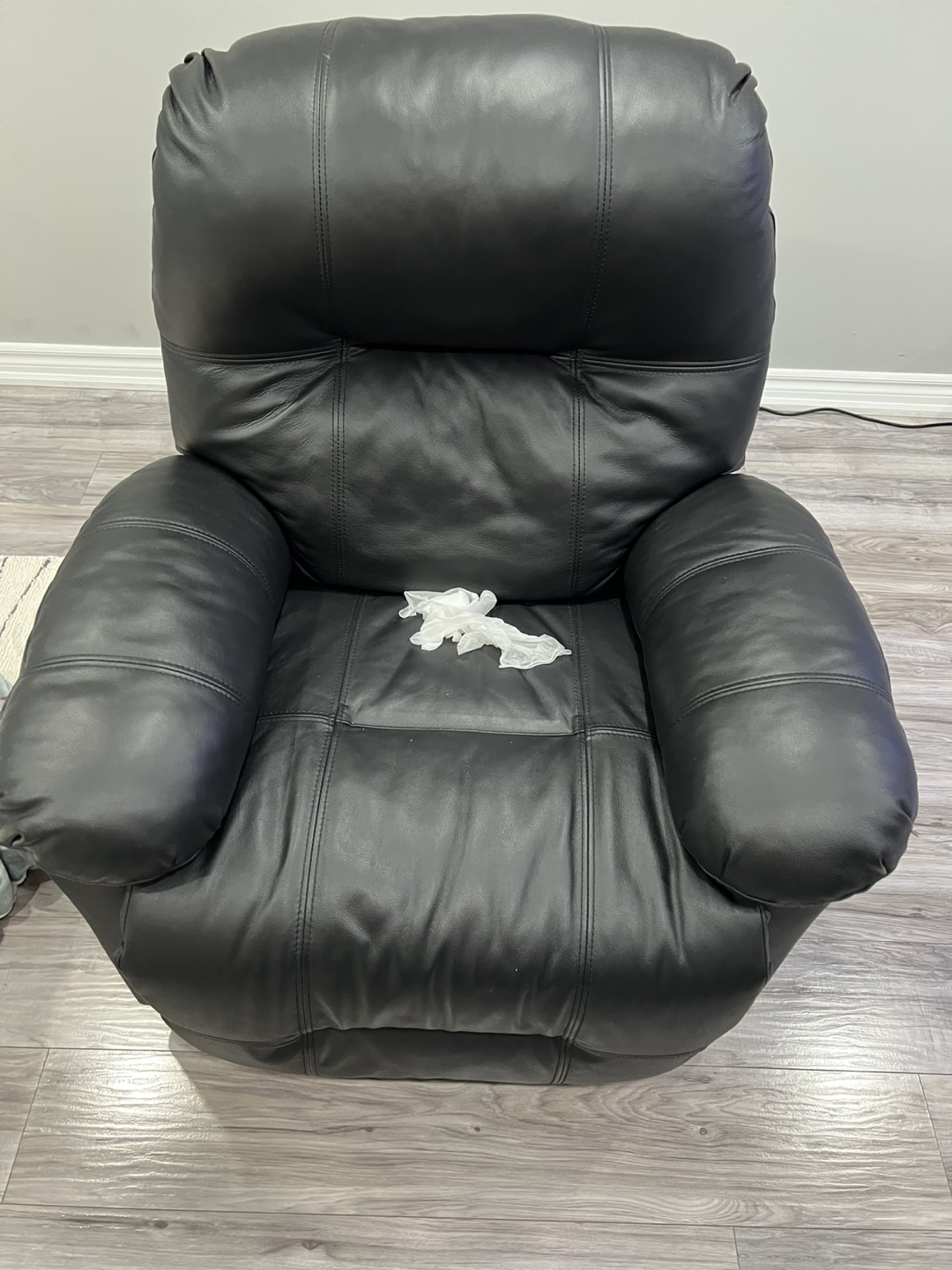 Hunter Leather rocker recliner - photo 3