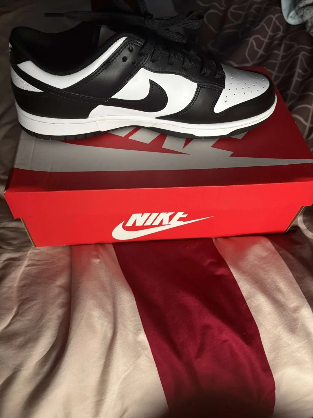 Nike Panda Dunk Low image indicator(3)