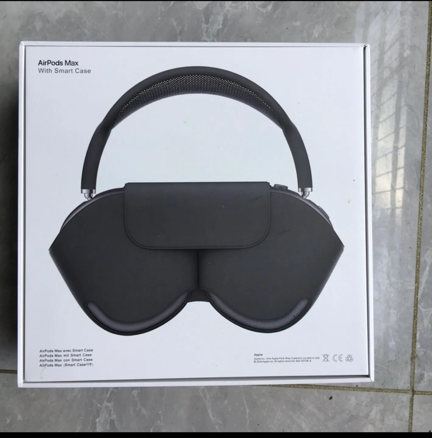 Apple AirPods Max with Smart Case - Space Gray image indicator(3)