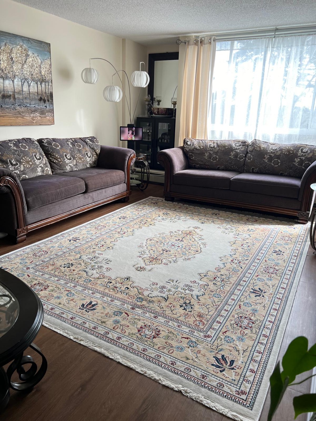 Used Sofa Set - photo 2