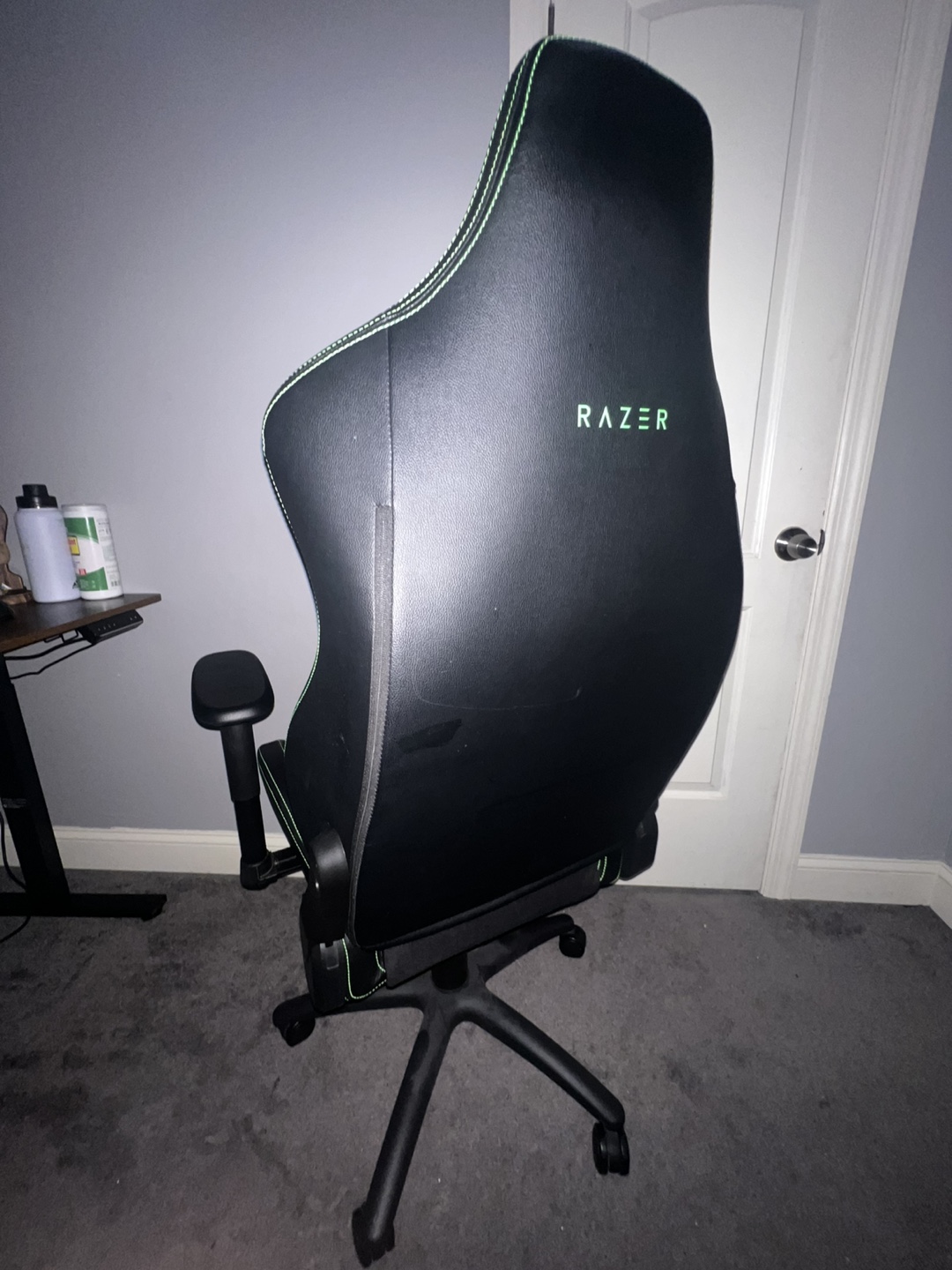 Razer Iskur XL Gaming Chair - photo 2