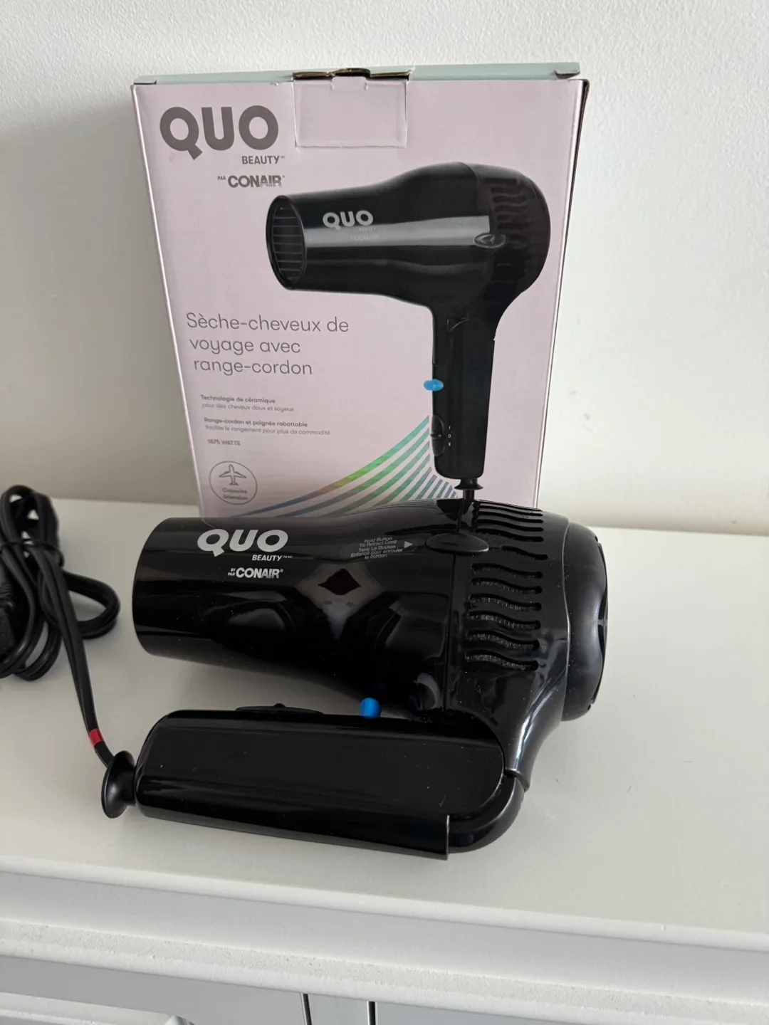 Quo by Conair Cord Reel Travel Hair Dryer image indicator(3)