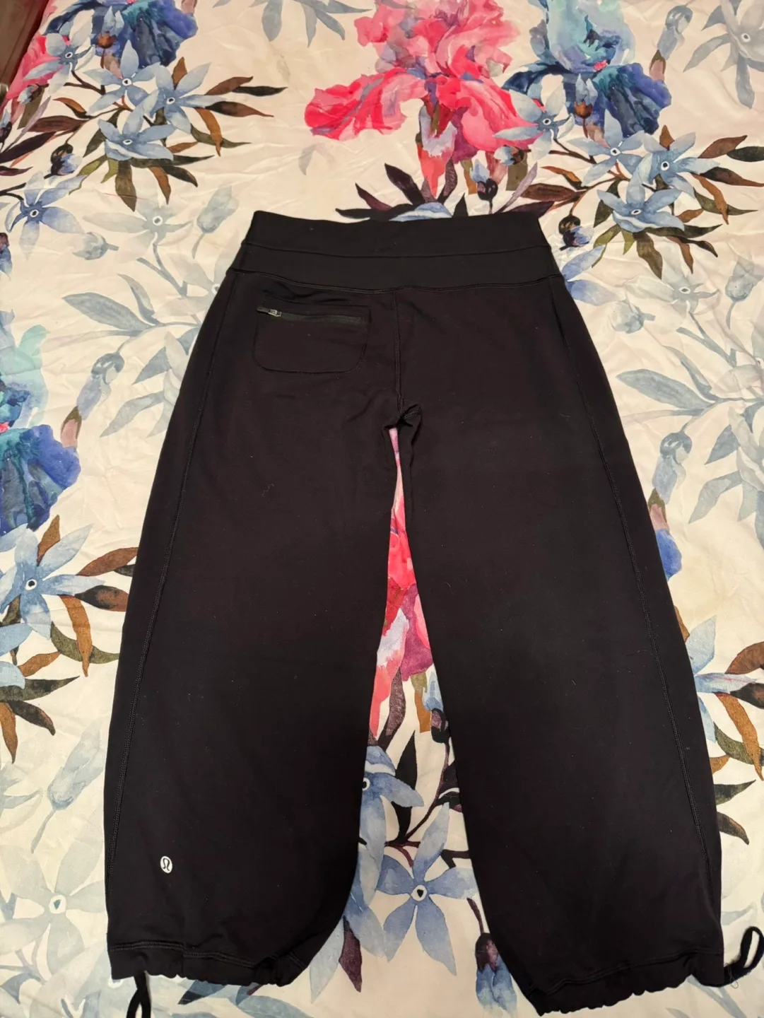 Lululemon Black Crop Pants with Drawstrings image indicator(2)