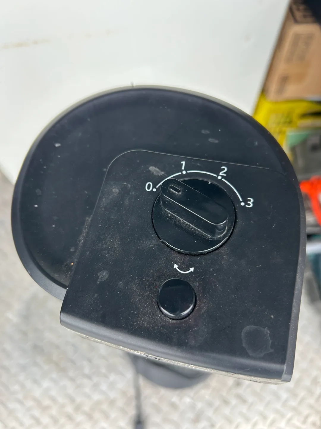 Senville 28" Oscillating Tower Fan image indicator(3)