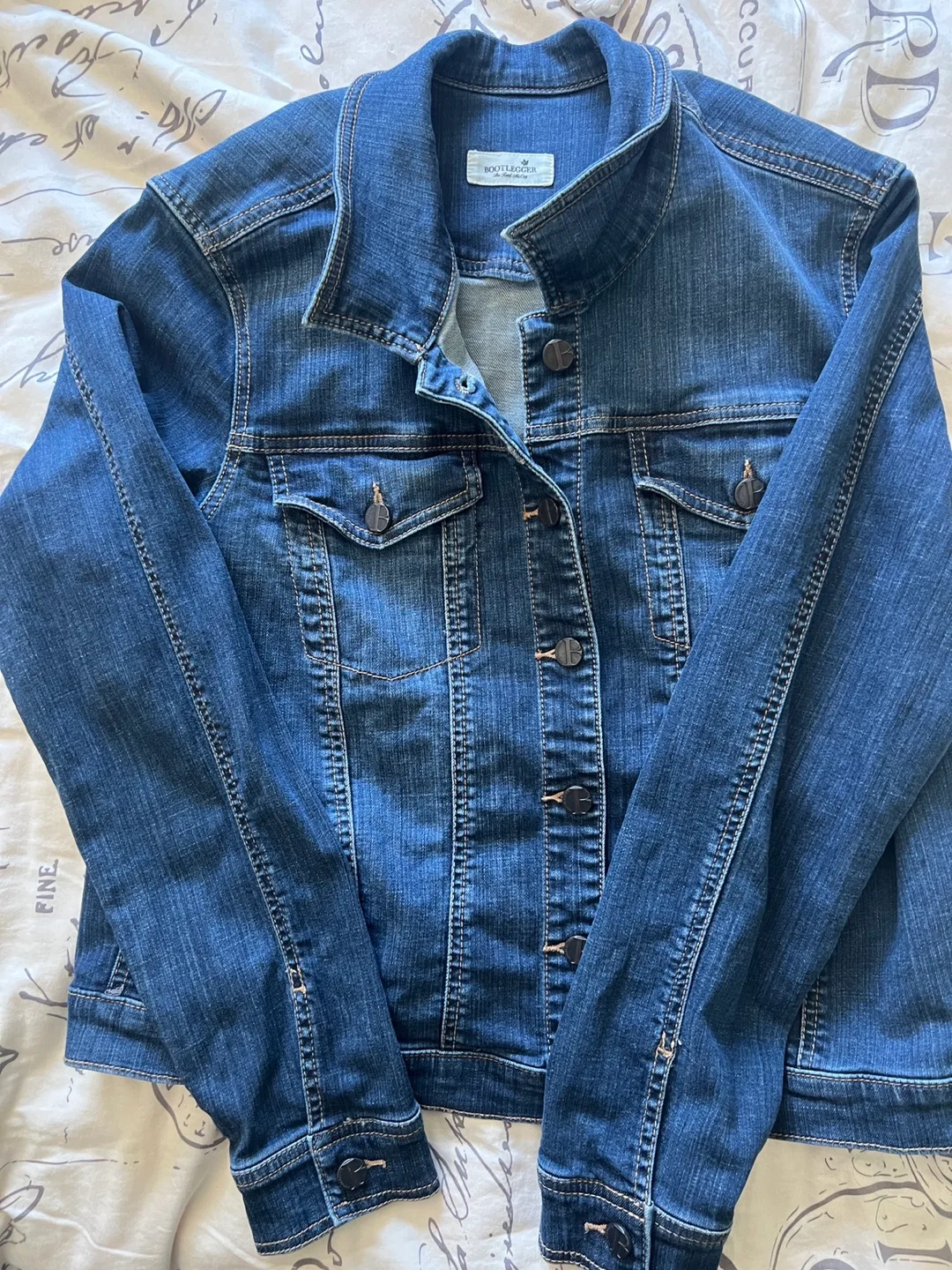 Bootlegger Women's Denim Jacket image indicator(4)