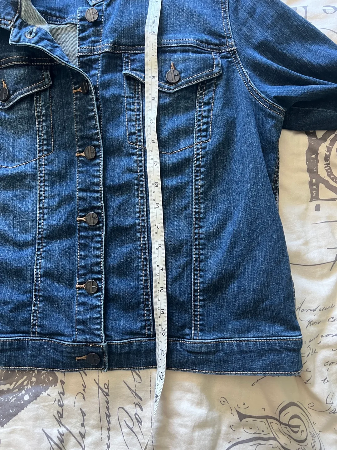 Bootlegger Women's Denim Jacket image indicator(10)