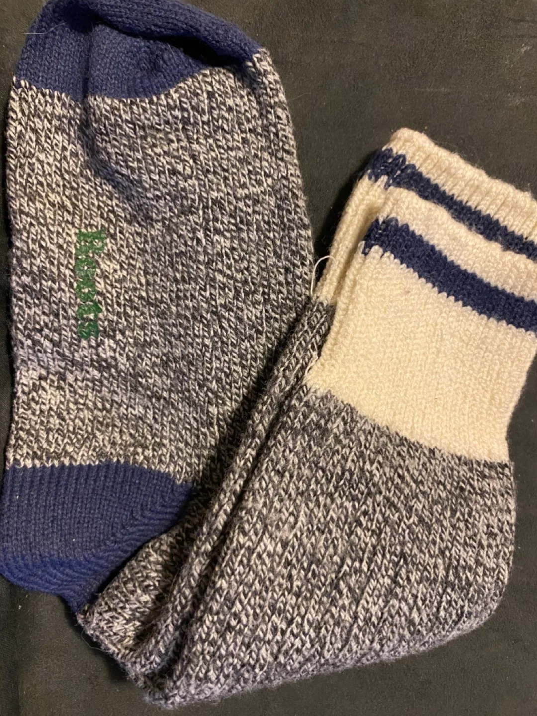 Pair of Darn Tough Vermont Men's Crew Socks image indicator(3)