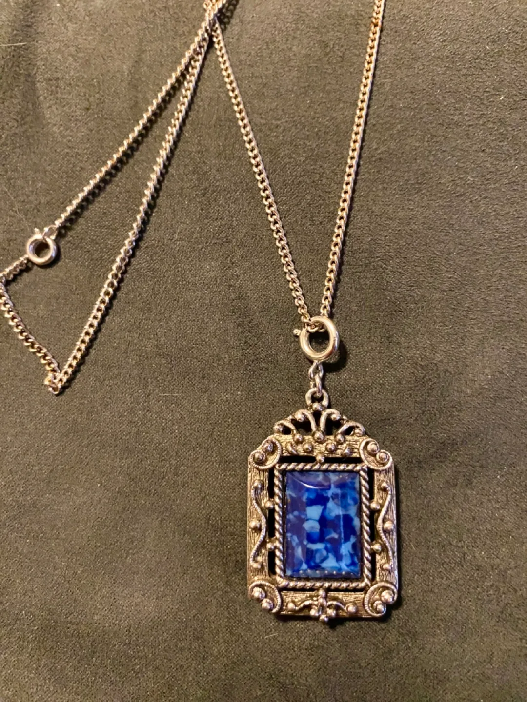 Vintage Blue Stone Pendant Necklace image indicator(3)