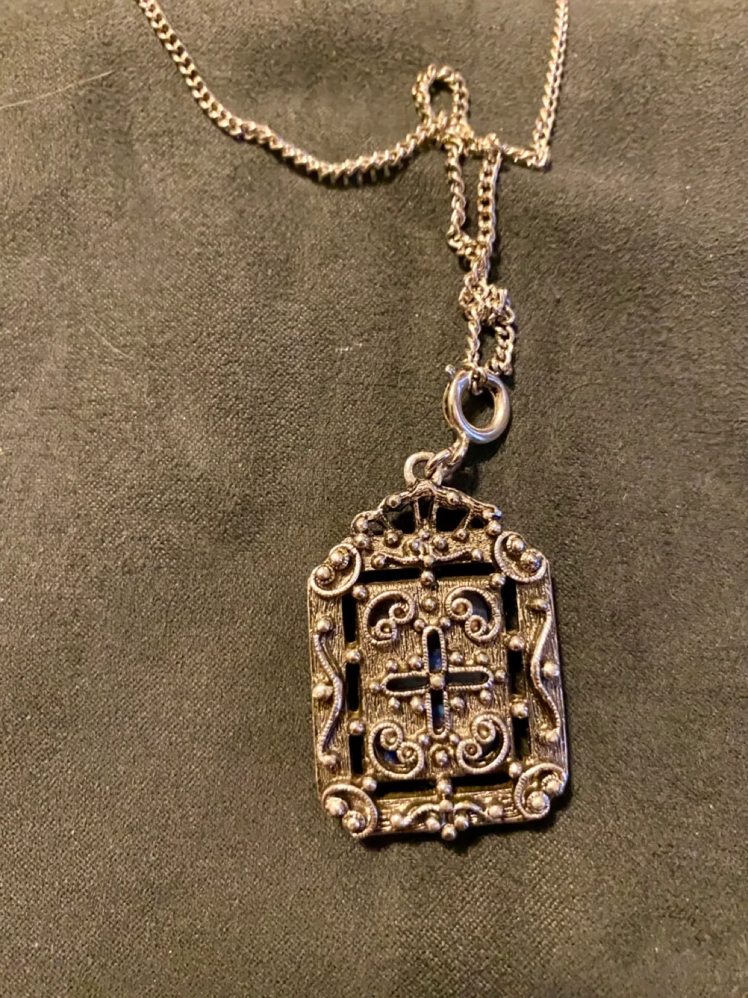 Vintage Blue Stone Pendant Necklace image indicator(2)