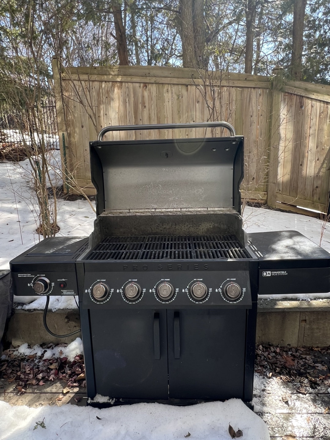 Coleman Pro Series-5 Burner BBQ - photo 2