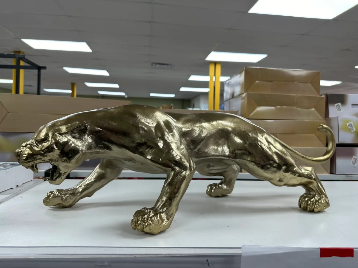 Gold Panther Sculpture image indicator(3)