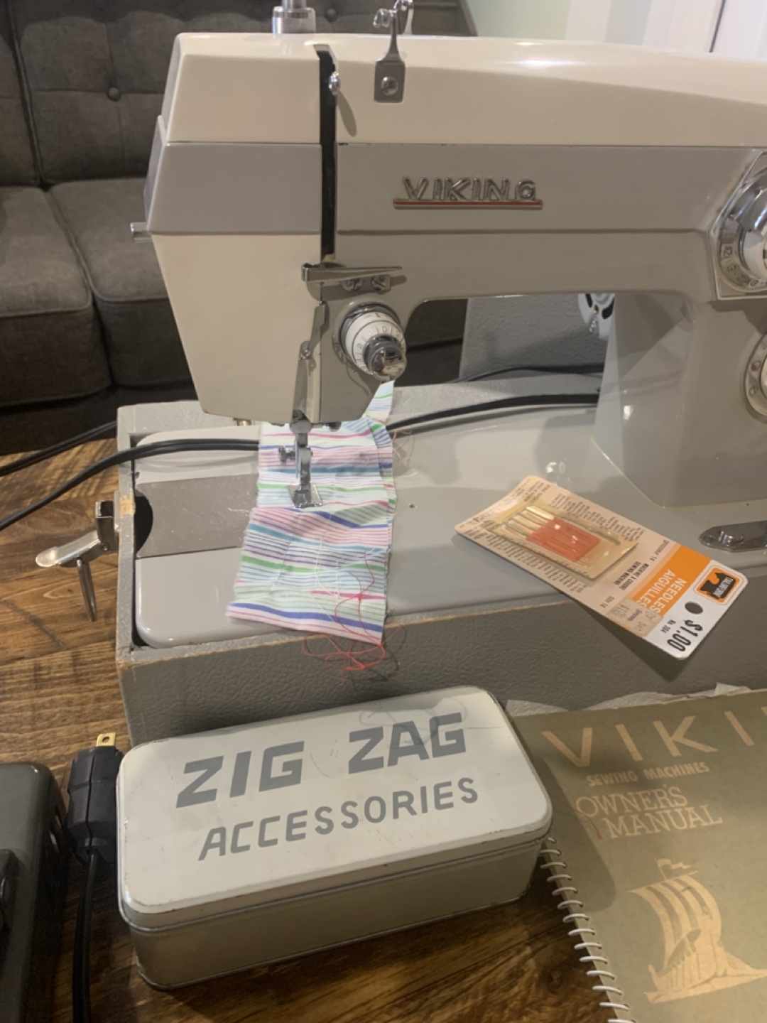Vintage Viking Sewing Machine with Accessories - photo 3